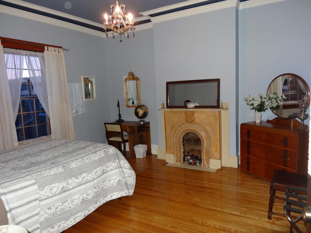 A Tanners Home Inn Bed And Breakfast Saint John Room photo
